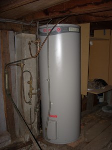 2009-09-10-hot-water-system1 The Rheem electric hot water system under Frottage Cottage (my sharehouse)